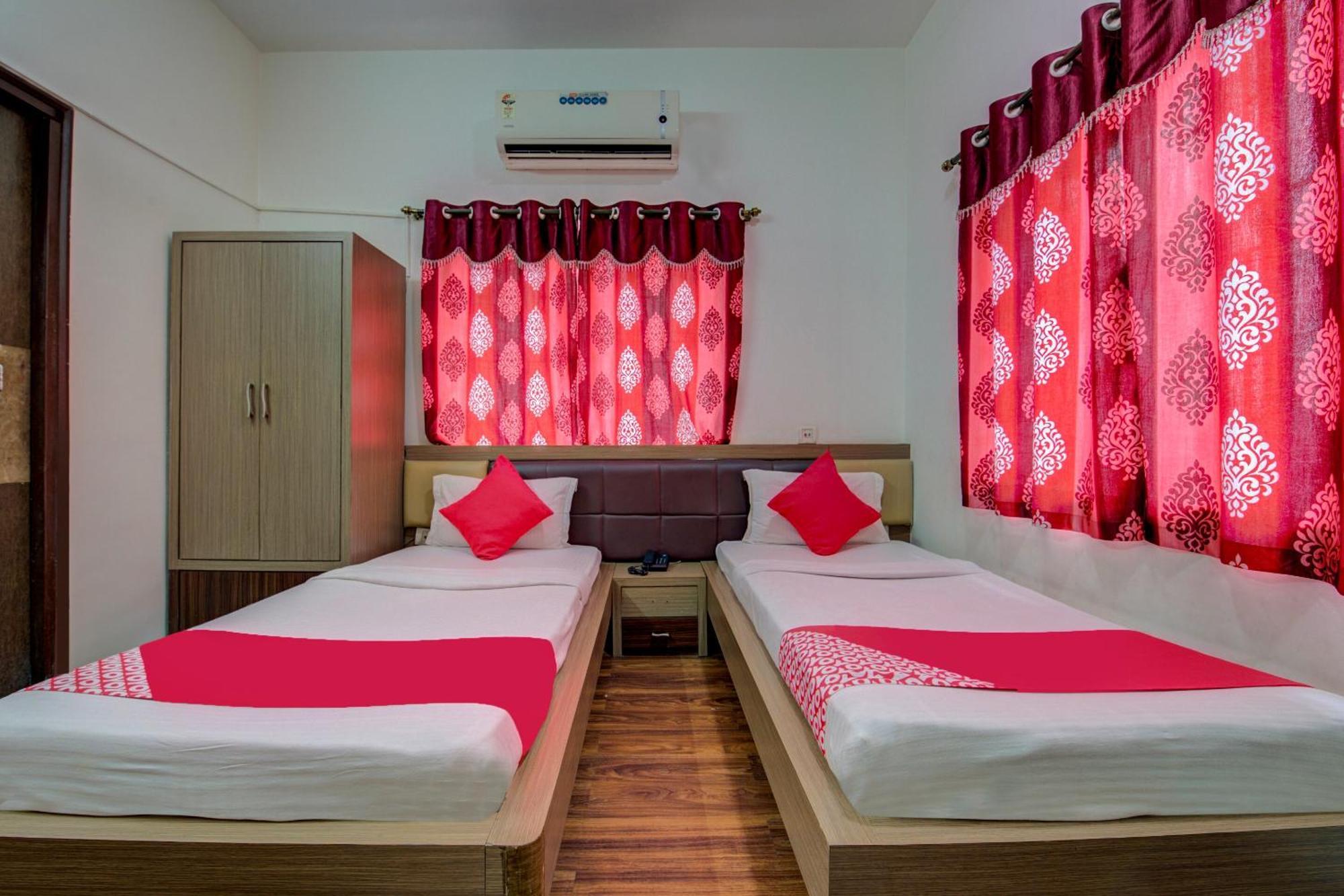 Oyo Flagship 1805 Hotel Star Delight Panchuria Kültér fotó